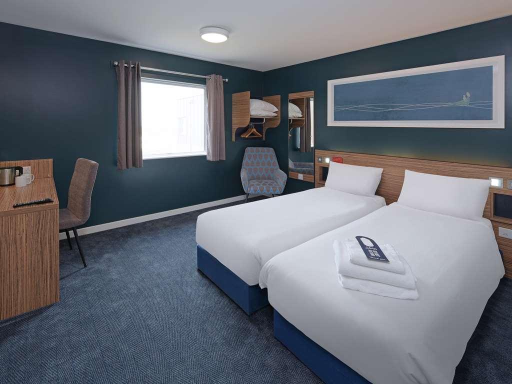 Travelodge London Central Bank 客房 照片