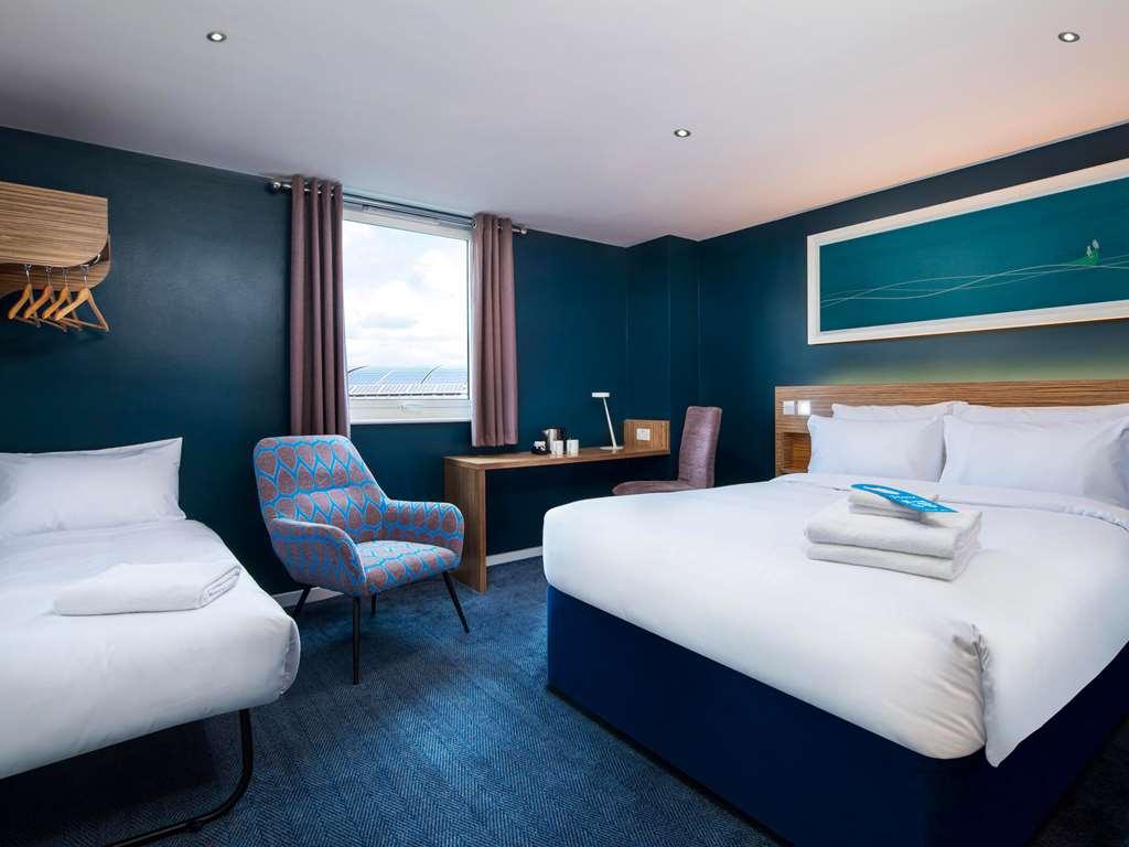 Travelodge London Central Bank 客房 照片