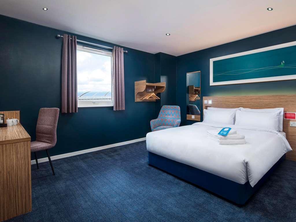 Travelodge London Central Bank 客房 照片